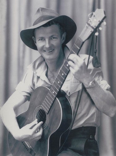 Slim Dusty photo 1